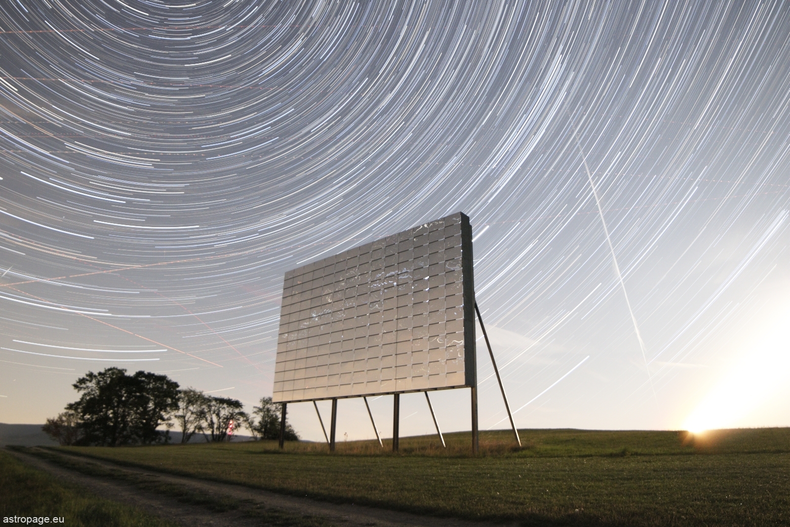 startrails24082019_lab