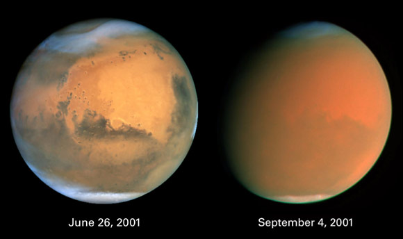 Globaler Staubsturm auf dem Mars (Courtesy of NASA / STScl / AURA)