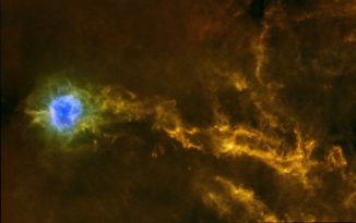 Dichte Gasfilamente in IC5146 (ESA/Herschel/SPIRE/PACS/D. Arzoumanian (CEA Saclay) for the “Gould Belt survey” Key Programme Consortium)