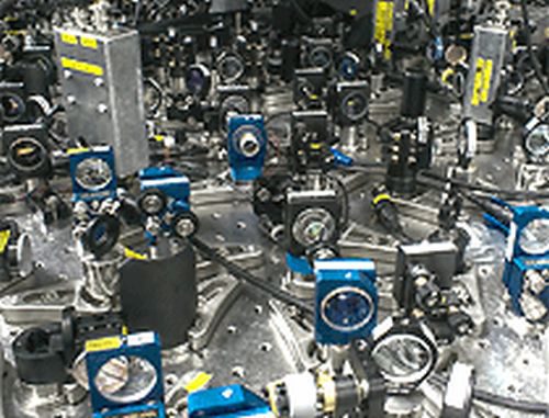 "The Teleporter" (Akira Furusawa / University of Tokyo) "The Teleporter" (Akira Furusawa / University of Tokyo)
