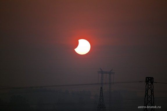 Partielle Sonnenfinsternis vom 1. Juni 2011 / Bratsk, Russland (Svetlana Kulkova)
