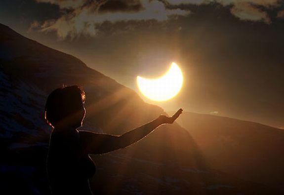 Partielle Sonnenfinsternis vom 1. Juni 2011 / Sommarøy, Tromsø, Norwegen (Bjørnar G Hansen)
