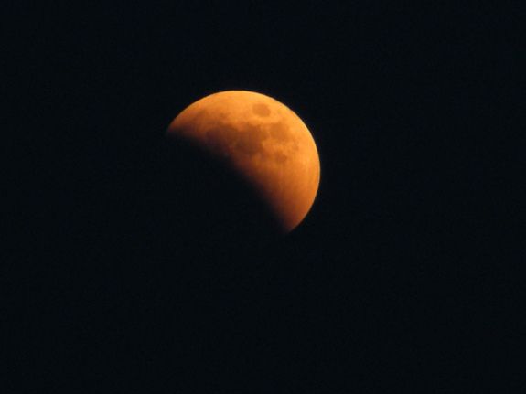 Totale Mondfinsternis vom 15. Juni 2011 / Italien (David Paleino)