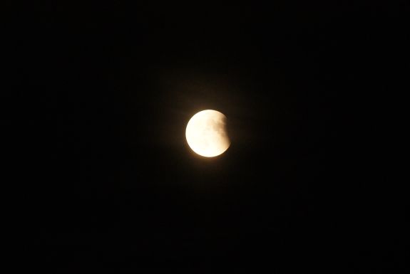 Totale Mondfinsternis vom 15. Juni 2011 / Koblenz, Deutschland (astropage.eu)