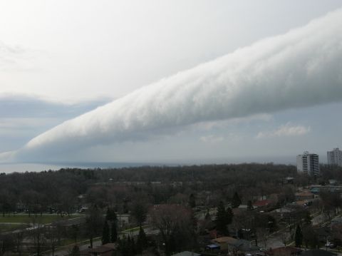 Morning Glory Wolke über Scarborough (Ontario, Kanada) (Jim Bartlett)