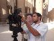 Tom DeFanti und KAUST Wissenschaftler Adel Saad bauen die CAVEcam am Tempel von Luxor auf (UCSD)
