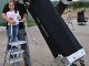 Alex Cherney und seine Tochter Milana auf dem Beobachtungsposten der Mornington Peninsula Astronomical Society (Alex Cherney)