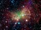 Der Hantelnebel, fotografiert vom Spitzer Weltraumteleskop (NASA / JPL-Caltech / Harvard-Smithsonian CfA)