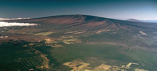 Der Schildvulkan Mauna Loa auf Hawaii (Courtesy of USGS)