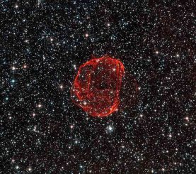 Der Supernova-Überrest SNR 0519, hier aufgenommen vom Weltraumteleskop Hubble, ging aus einer Supernova des Typs Ia hervor - der Explosion eines Weißen Zwergs. (ESA / Hubble & NASA. Acknowledgement: Claude Cornen)