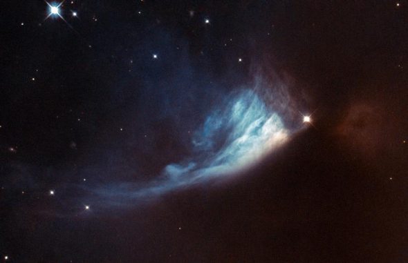 Das Weltraumteleskop Hubble machte kürzlich diese Aufnahme von Gyulbudaghians Nebel (GM 1-29), einer fächerförmigen Struktur in der Umgebung des Sterns PV Cephei. (ESA / Hubble & NASA. Acknowledgement: Alexey Romashin)