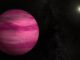 Künstlerische Illustration des neu entdeckten Exoplaneten GJ 504b. Er leuchtet in einem dunklen Magenta und besitzt die vierfache Masse des Jupiter, was ihn zum masseärmsten Planeten macht, der bislang direkt um einen sonnenähnlichen Stern abgebildet wurde. (NASA / Goddard Space Flight Center / S. Wiessinger)