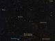 Bodenbasierte Aufnahme des Nachthimmels mit den benachbarten Sternbildern und der Position von Fomalhaut A. (A. Fujii, NASA, ESA, and Z. Levay (STScI))