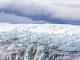 Eislandschaft in Grönland. Unter dem Eisschild haben Forscher Belege für eine urzeitliche Tundralandschaft gefunden. (Joshua Brown, University of Vermont)
