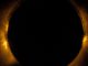 Hinode-Aufnahme der ringförmigen Sonnenfinsternis vom 23. Oktober 2014. Die Bilder zeigen das Ereignis im Röntgenbereich des elektromagnetischen Spektrums. (NASA / Hinode)
