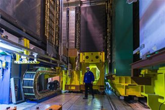 Ein Teil des Large Hadron Collider am CERN in der Schweiz. (Image Courtesy of Syracuse University)