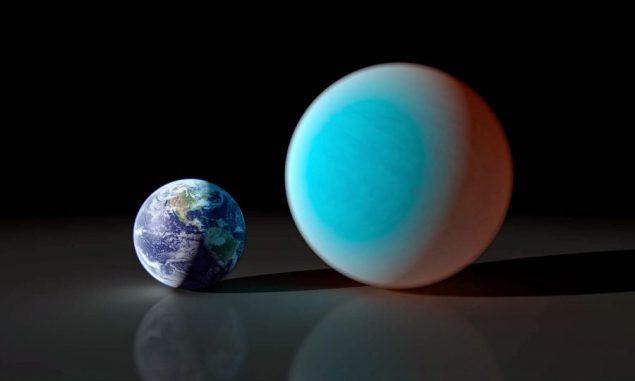 Diese künstlerische Darstellung zeigt einen Vergleich zwischen der Erde (links) und der Supererde 55 Cancri e (rechts). Erstmals haben Forscher einen Transit dieses Exoplaneten von der Erdoberfläche aus beobachtet. (NASA / JPL)