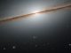 Die Spiralgalaxie NGC 7814, hier aufgenommen vom Weltraumteleskop Hubble, trägt den Spitznamen Kleiner Sombrero in Anlehnung an die ähnlich aussehende Sombrerogalaxie. (ESA / Hubble & NASA; Acknowledgement: Josh Barrington)