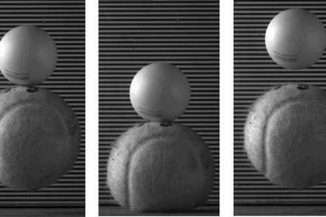 Standbilder eines Versuchs mit dem Zwei-Ball-Stoß-Problem - in diesem Fall mit einem Tennisball und einem Tischtennisball. (University of Bristol)