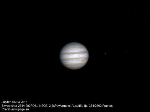 Der Gasriese Jupiter am 6. April 2015, erstellt aus einem Video mit 2.362 Einzelbildern. (astropage.eu) Der Gasriese Jupiter am 6. April 2015, erstellt aus einem Video mit 2.362 Einzelbildern. (astropage.eu)