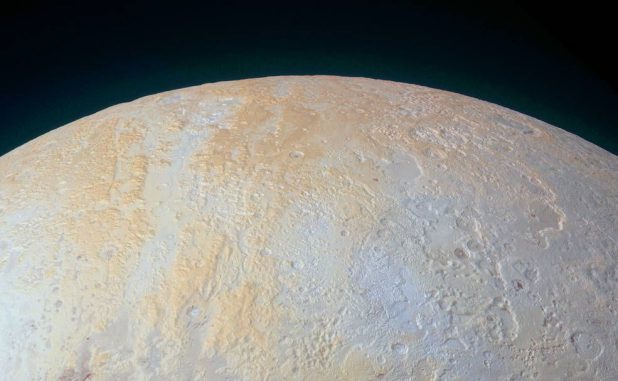 Plutos Nordpolarregion, aufgenommen von der Raumsonde New Horizons. (NASA / JHUAPL / SwRI)