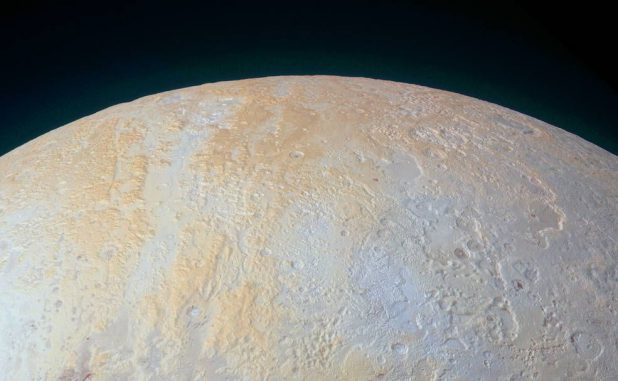 Plutos Nordpolarregion, aufgenommen von der Raumsonde New Horizons. (NASA / JHUAPL / SwRI) Plutos Nordpolarregion, aufgenommen von der Raumsonde New Horizons. (NASA / JHUAPL / SwRI)