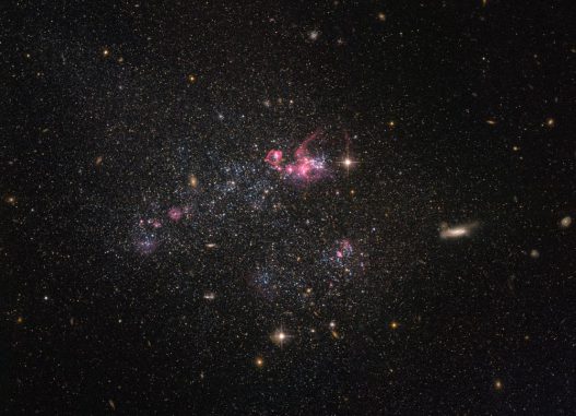 UGC 4459, aufgenommen vom Weltraumteleskop Hubble. (ESA / Hubble & NASA; Acknowledgement: Judy Schmidt (Geckzilla.com))