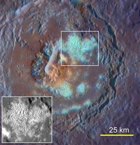 Ein anderes Beispiel: Mulden im Krater Tyagaraja. (Courtesy Science / AAAS)