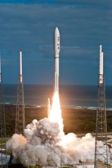 Liftoff des Mars Science Laboratory (Photo by Pat Corkery, United Launch Alliance)