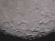 Der lunare Südpol von der Rückseite des Mondes aus gesehen, aufgenommen von der Ebb-Raumsonde (ehemals GRAIL-A) (NASA / JPL-Caltech)