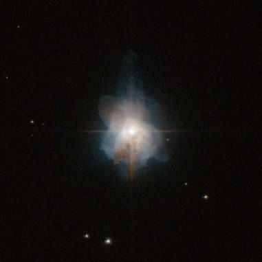 Der planetarische Nebel Hen 3-1333 (ESA / Hubble / NASA)