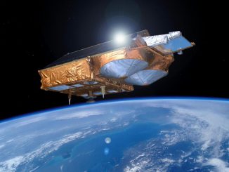 Künstlerische Darstellung des Satelliten CryoSat-2 im Orbit. (ESA / P. Carril)