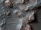 Schichtablagerungen in Uzboi Vallis. (NASA / JPL-Caltech / Univ. of Arizona)