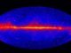 Der Himmel im Gammastrahlenspektrum bei Energien größer als 1GeV. Das Bild basiert auf Daten des Weltraumteleskops Fermi. (Credit: NASA / DOE / Fermi LAT Collaboration)