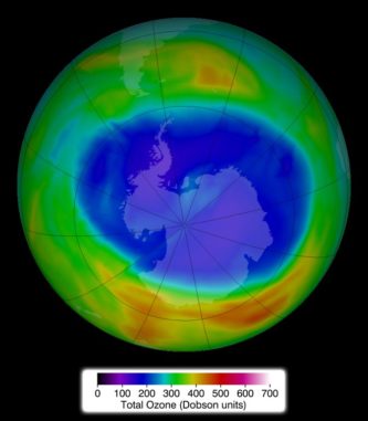 Das Ozonloch über der Antarktis am 11. September 2014. (Credit: NASA) Das Ozonloch über der Antarktis am 11. September 2014. (Credit: NASA)