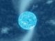 Künstlerische Darstellung des heißen Überriesen Zeta Puppis. Die Rotationsperiode des Sterns beträgt 1,78 Tage, und seine Rotationsachse ist um 24±9 Grad gegen die Beobachtungslinie geneigt. (Credit: Tahina Ramiaramanantsoa)
