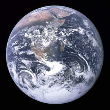 Die Erde, aufgenommen von den Astronauten der Apollo-17 am 7. Dezember 1972. (Credits: NASA)
