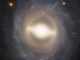 Hubble-Aufnahme der Balkenspiralgalaxie NGC 1015. (Credits: ESA / Hubble & NASA, A. Riess (STScl / JHU))