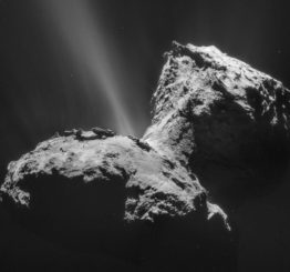 Der Komet Comet 67P/Tschurjumow-Gerassimenko, aufgenommen von der Raumsonde Rosetta. (Credit: ESA / Rosetta / NAVCAM)