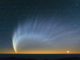 Der Komet McNaught über dem Pazifik, aufgenommen vom Paranal Observatory im Januar 2007. (Credits: ESO / Sebastian Deiries)