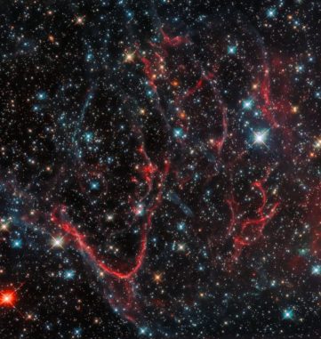 Der Supernova-Überrest SNR 0454-67.2, aufgenommen vom Weltraumteleskop Hubble. (Credits: ESA / Hubble, NASA) Der Supernova-Überrest SNR 0454-67.2, aufgenommen vom Weltraumteleskop Hubble. (Credits: ESA / Hubble, NASA)