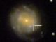 Das Ereignis AT2018cow trat in der Galaxie CGCG 137-068 auf. Dieses Bild zeigt die Position des Lichtausbruchs an. (Credits: Sloan Digital Sky Survey)