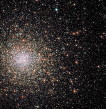 Hubble-Aufnahme des Kugelsternhaufens Messier 62. (Credits: ESA / Hubble & NASA, S. Anderson et al.)