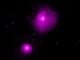 Die Region um die Galaxien NGC 1399 und NGC 1404 im Fornax-Galaxienhaufen. (Credits: NASA / CXC / Nanjing University / X. Jin et al.)