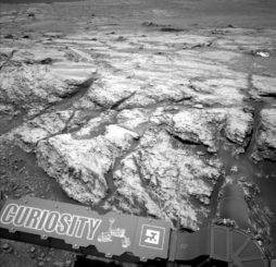 Dieses Bild wurde am 18. Juni 2019 von der linken Navcam an Bord des Marsrovers Curiosity aufgenommen. (Credits: NASA / JPL-Caltech)