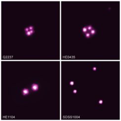 Chandra-Aufnahmen von vier Quasaren, die dem Gravitationslinseneffekt unterliegen. Dadurch entstehen Mehrfachbilder desselben Objekts. (Credits: NASA / CXC / Univ. of Oklahoma / X. Dai et al.)