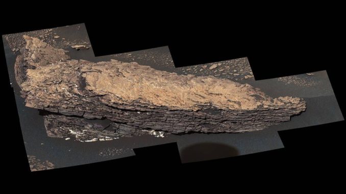 Mosaikbild der Sedimentformation Strathdon. (Credits: NASA / JPL-Caltech / MSSS)