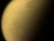 Cassini-Aufnahme des Saturnmondes Titan in sichtbaren Wellenlängen. (Credit: NASA / JPL-Caltech / Space Science Institute)