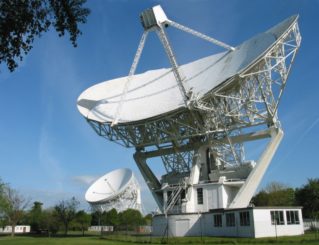 Das Mark-II-Radioteleskop am Jodrell Bank Observatory. (Credits: Ant Holloway)