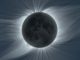 Die Sonnenkorona, aufgenommen während der totalen Sonnenfinsternis am 21. August 2017 in Mitchell (Oregon). (Credits: Boe, Habbal, Druckmüller, Ding, Hodérova, & Štarha, Astrophysical Journal, 888, 100, (Jan. 10, 2020))